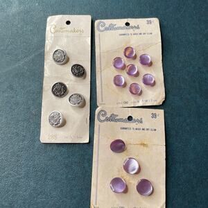 VTG Lot of Costumakers Sewing Buttons on Cards Variety Sizes and Colors Craft